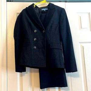 Beautiful suit worn twice